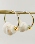 SMALL PUKA SHELL HOOPS